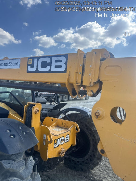 2019 JCB 509-42 74 HP w/Open ROPS, Beacon, Aux Hydraulics, LED Work lights, Solid Tires w/66" Carriage/60" Forks