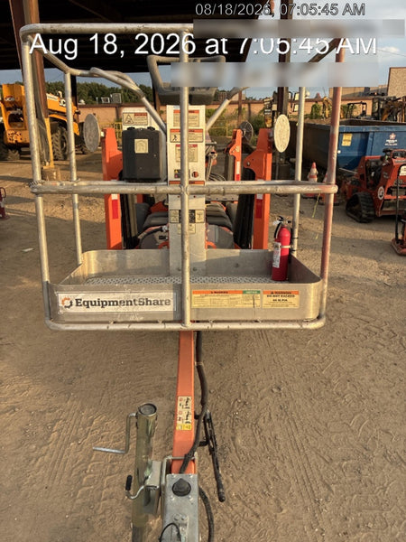 2023 JLG T350