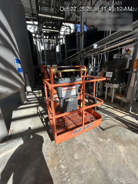 2019 JLG E300AJP
