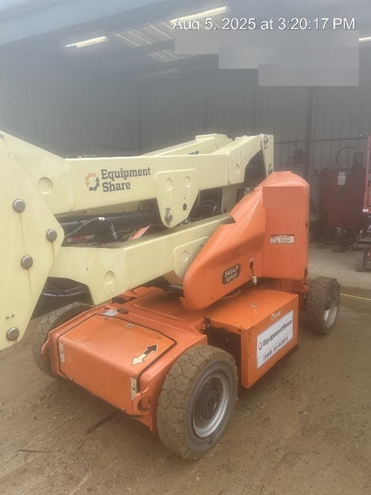 2019 JLG E400AJPN