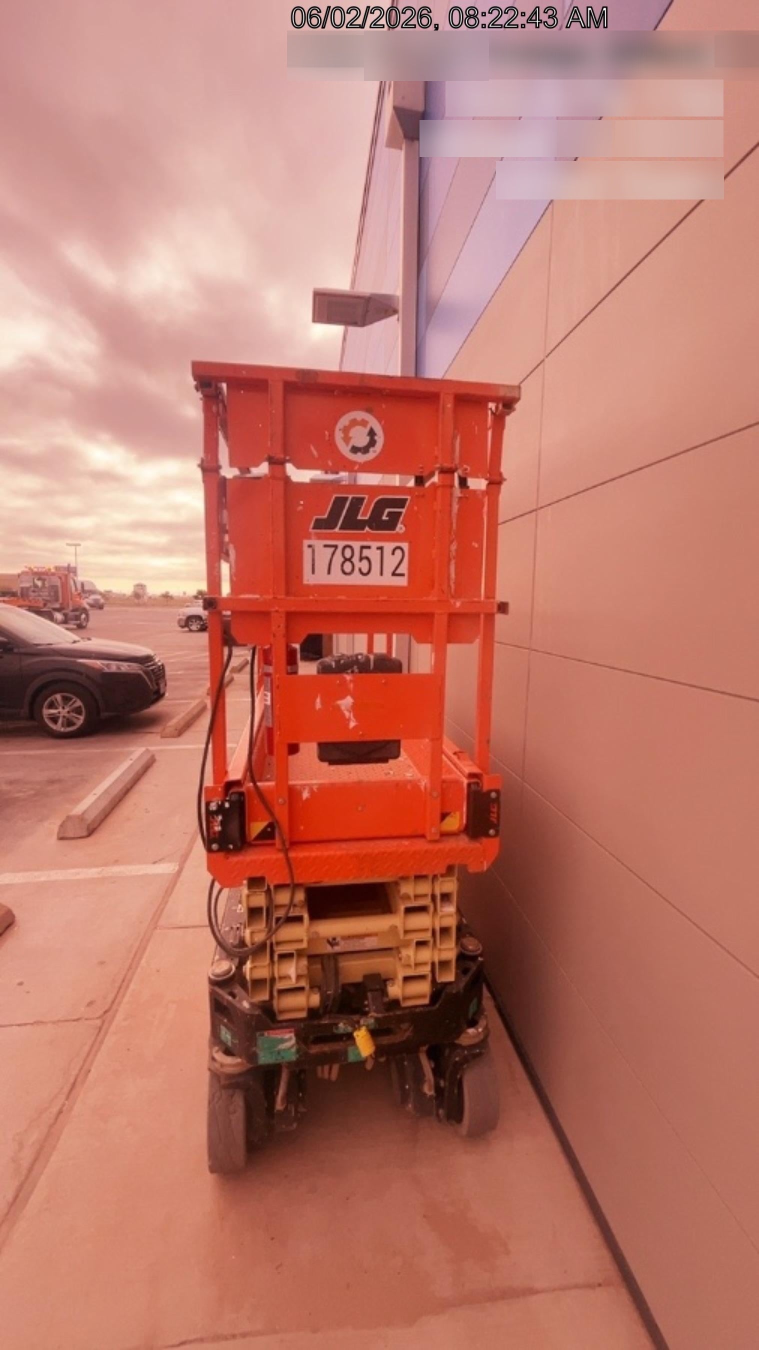 2021 JLG ES1932
