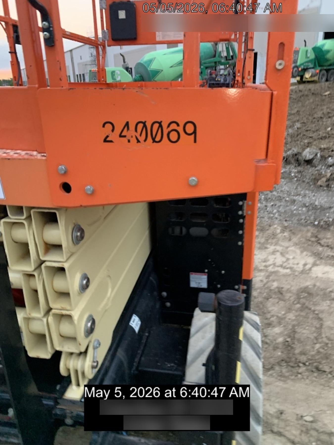 2022 JLG RT4069