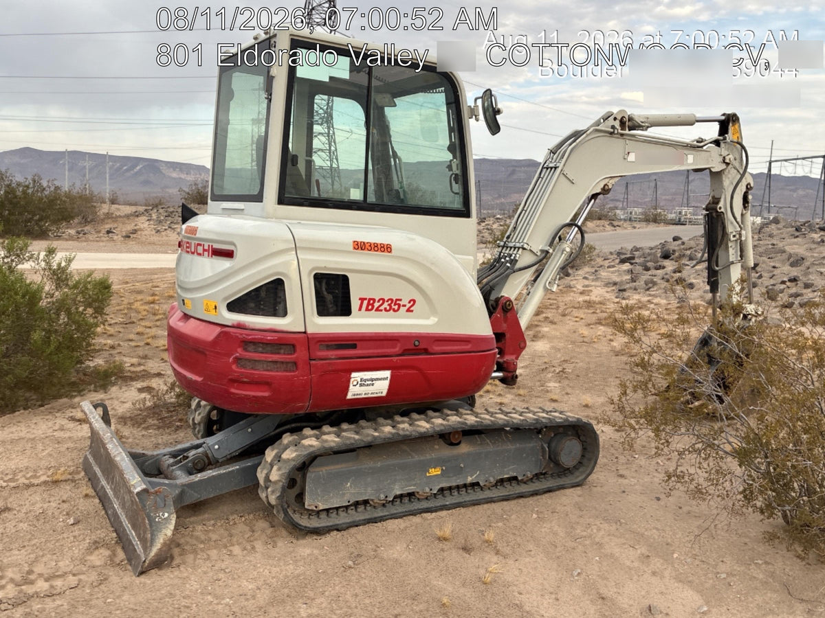 2023 TAKEUCHI TB235-2CR