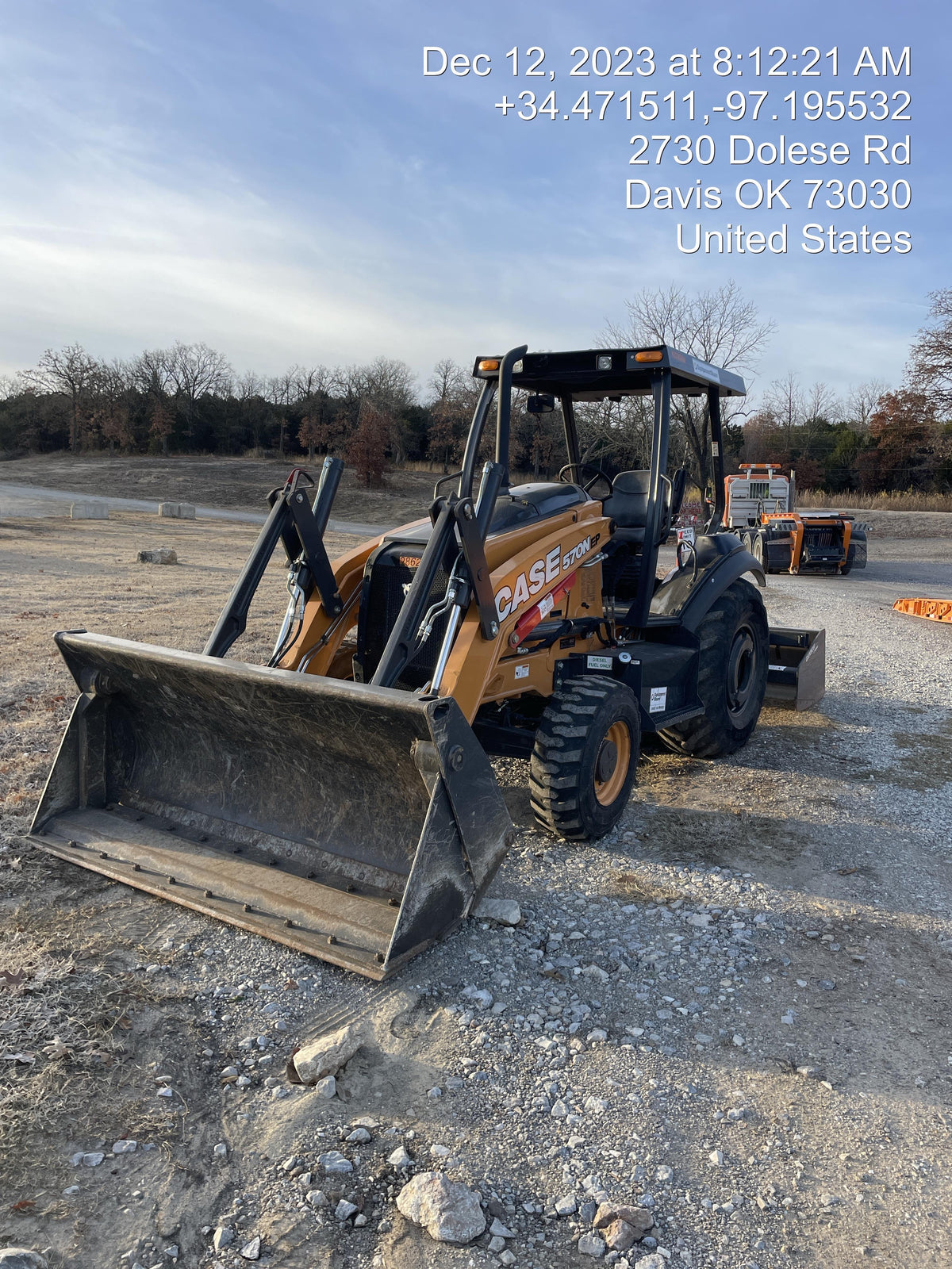 2023 CASE 570N EP