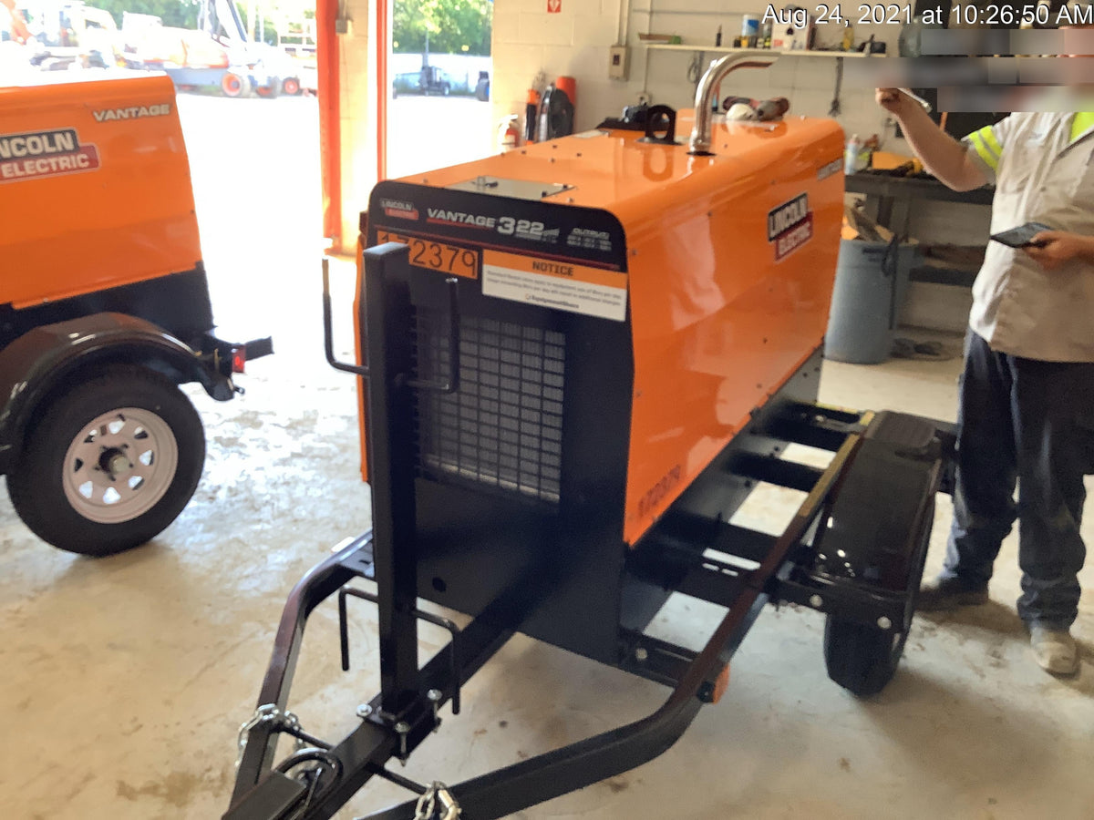 2021 Lincoln Electric Vantage 322 Vantage 322 Ready Pak 3 w/ Decals, ORANGE (includes trailer, cable rack, fender light kit) NO Telematics
