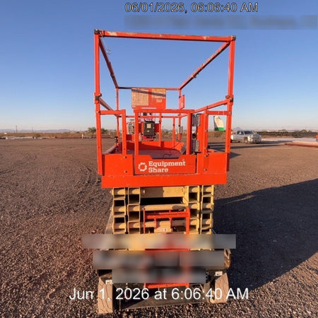 2022 JLG ES3246