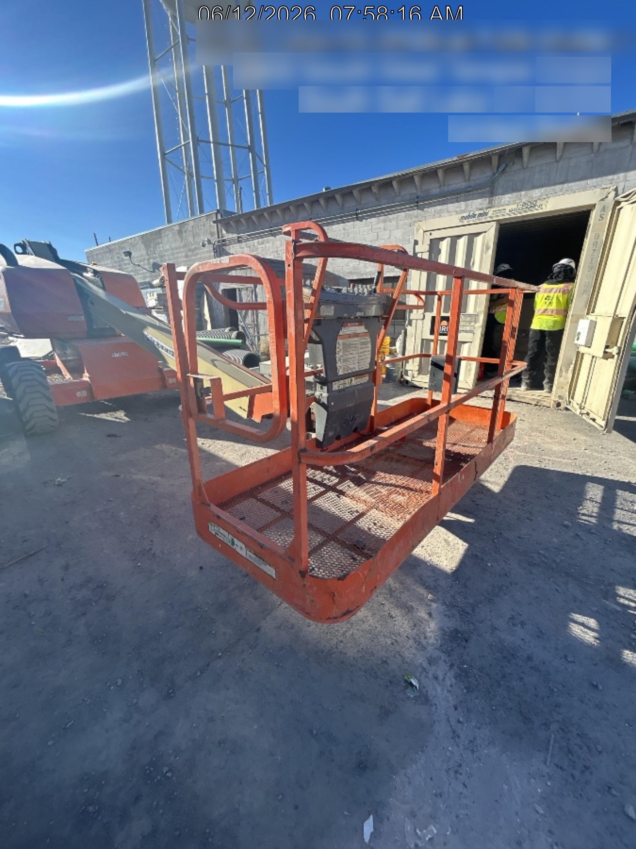 2019 JLG 400S