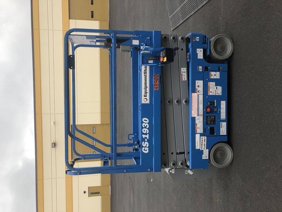 2019 Genie GS-1930 Half Height Swing Gate, 800W Inverter