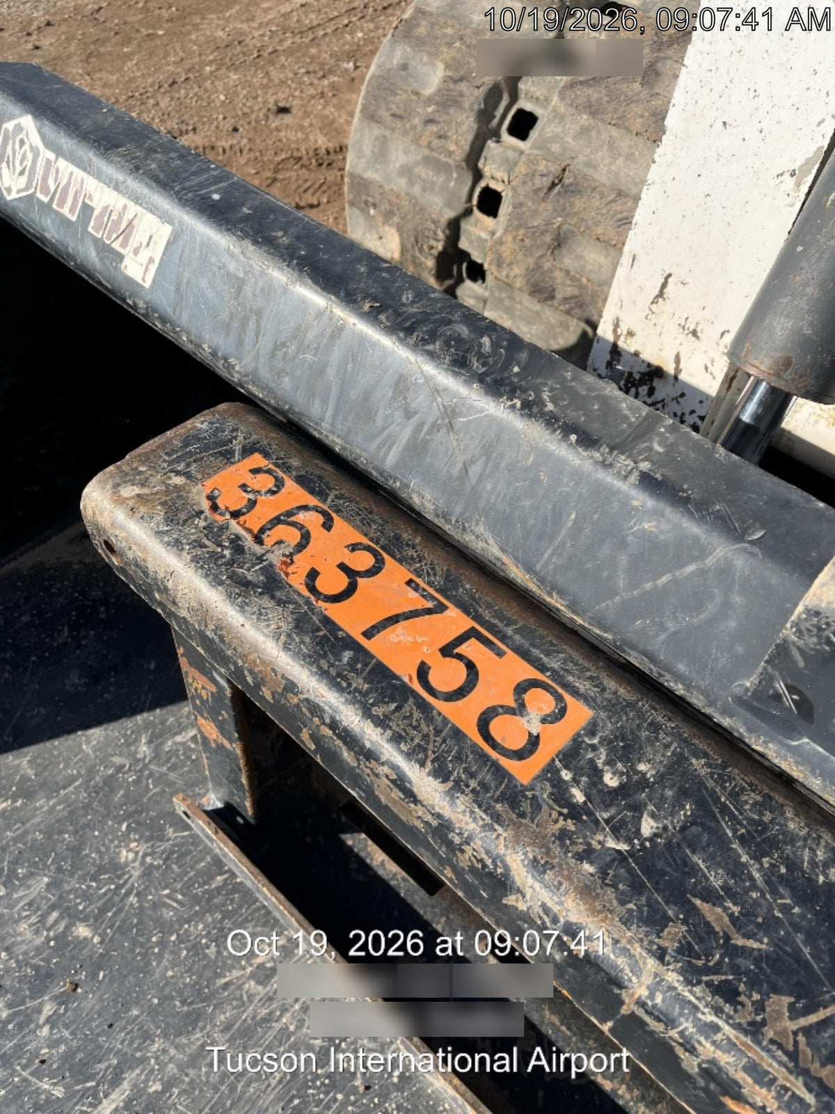 2023 AUGER TORQUE 3300-30