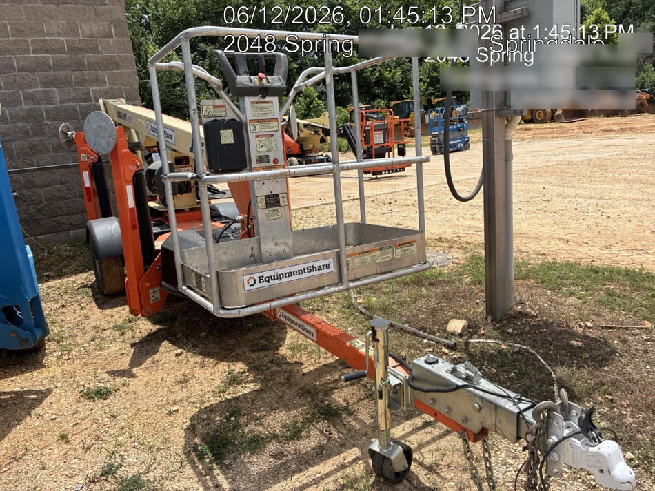 2022 JLG T350