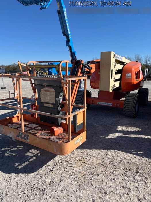 2019 JLG 450AJ