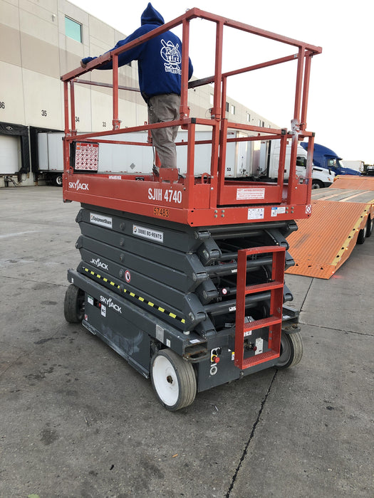2018 Skyjack SJIII-4740 Standard Rental Specs