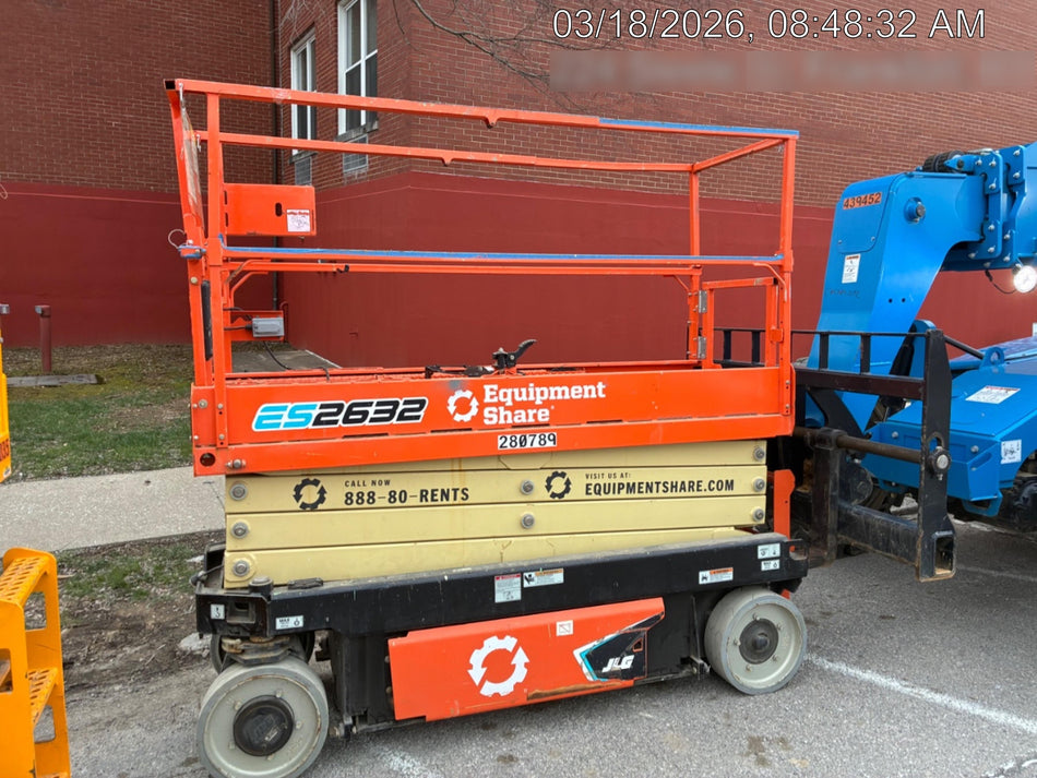 2022 JLG ES2632