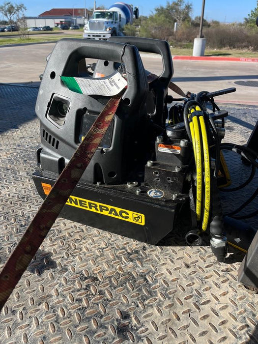 2022 ENERPAC ZU4408JB