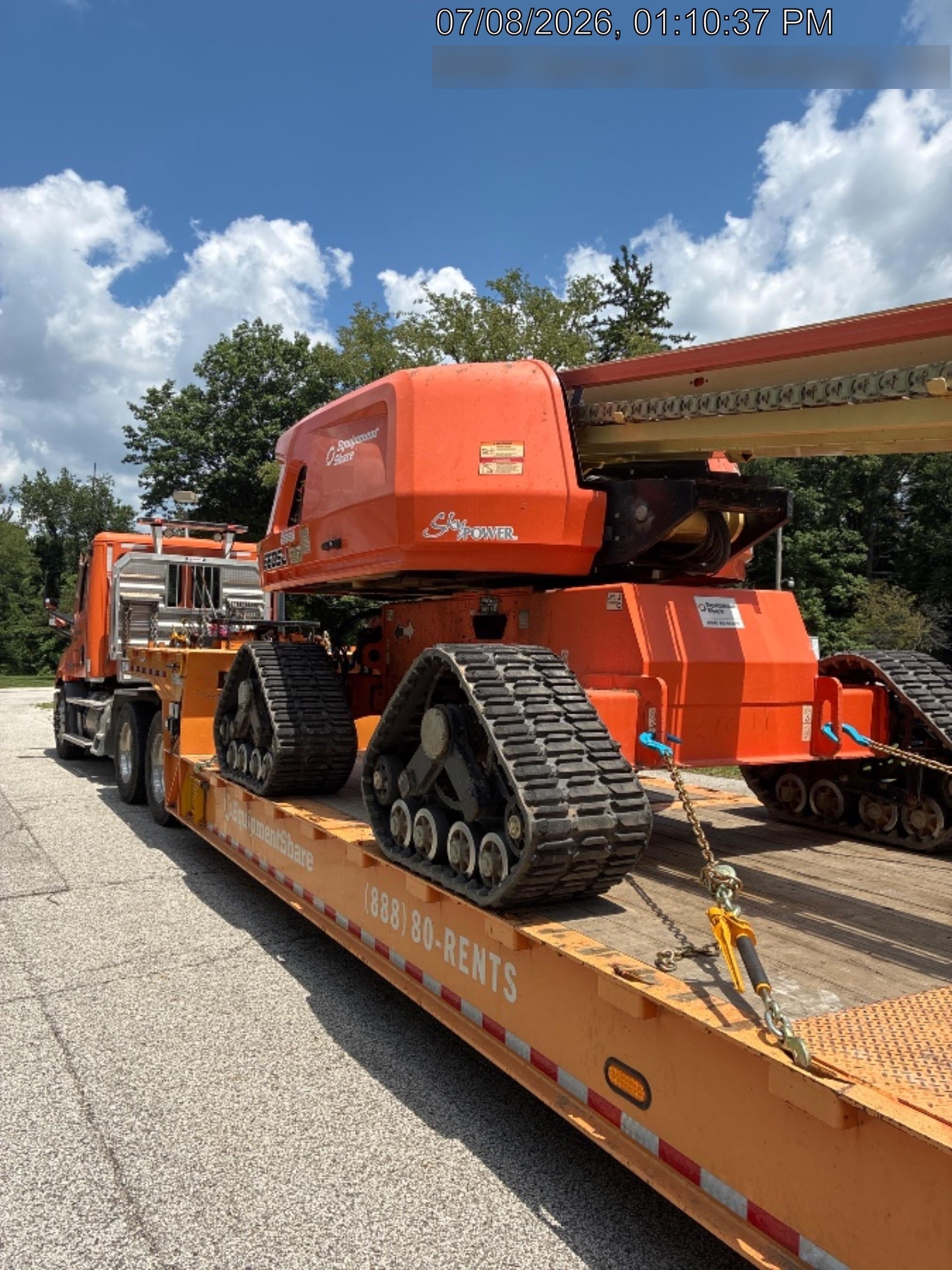2022 JLG 660SJ Quad Track