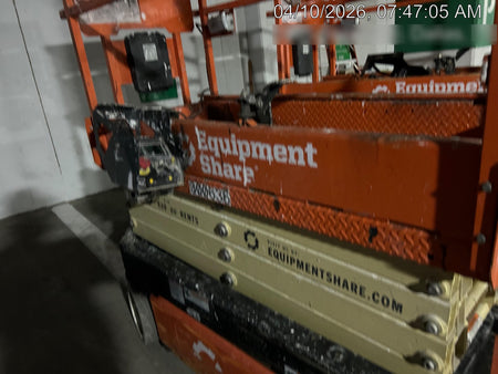 2023 JLG ES1932