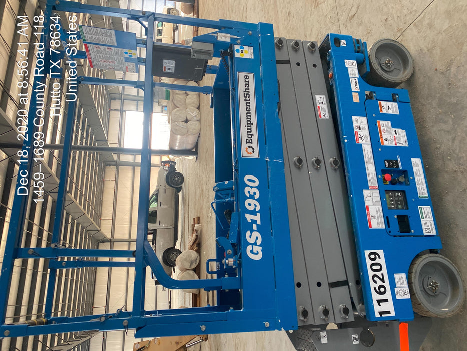 2020 Genie GS-1930 Solid Non Marking Tires, Beacon, Folding rails with half height swing gate