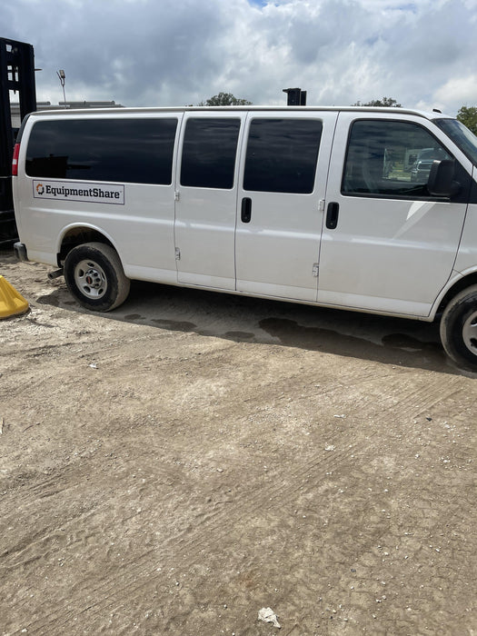 2022 GMC Savana 3500