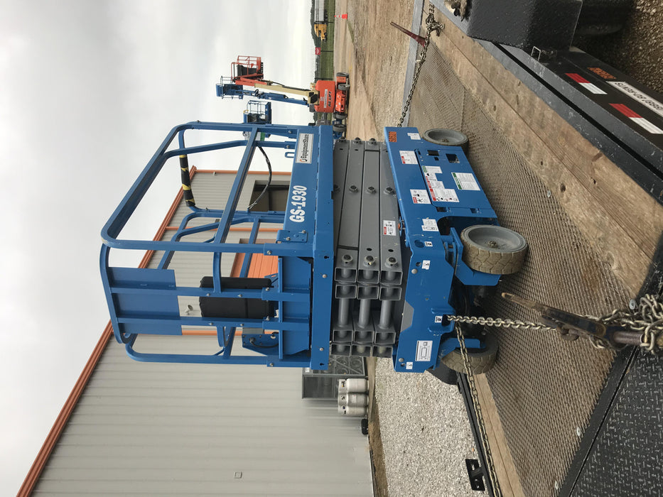 2019 Genie GS-1930 Fixed Rails with Chain Entry