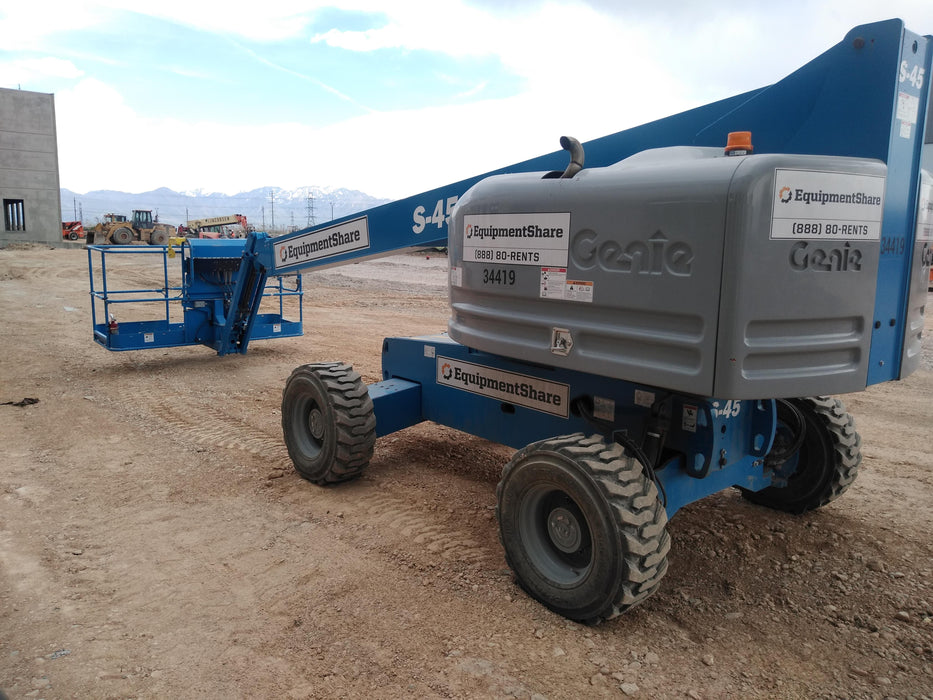 2019 GENIE S-45