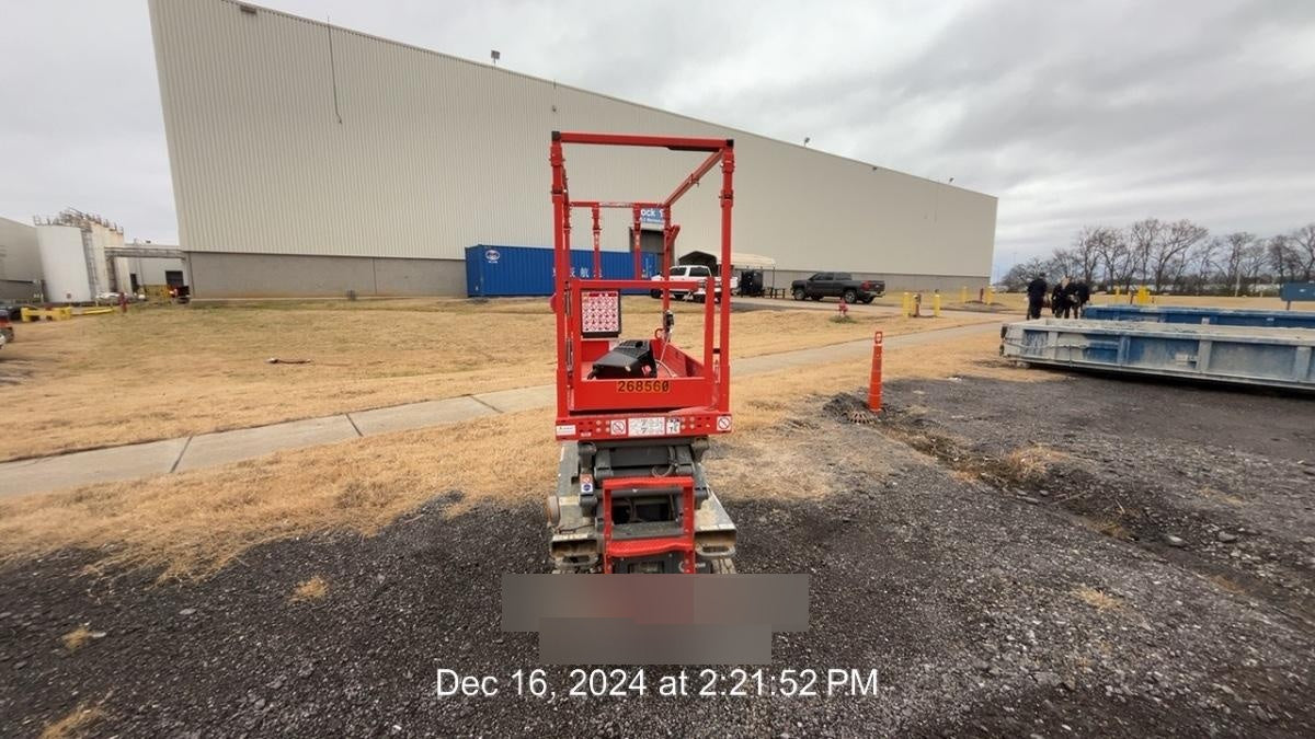 2023 SKYJACK SJ3219