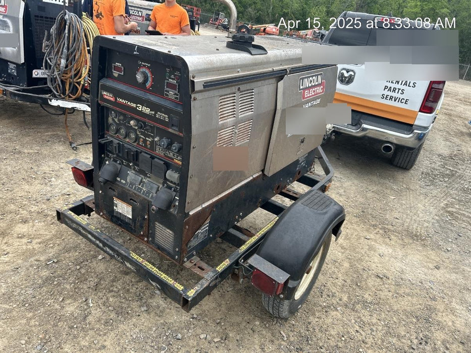 2019 Lincoln Electric Vantage 322 Lincoln Vantage 322 Welder w/Trailer, Light Kit, Cable Rack