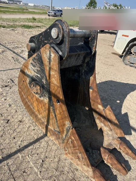 2021 GEITH 24" HD Bucket - Geith