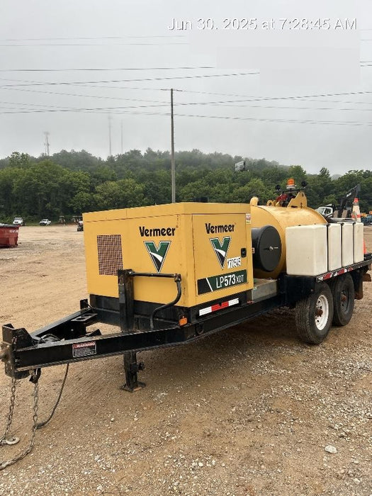 2022 VAC-TRON LP573XDT