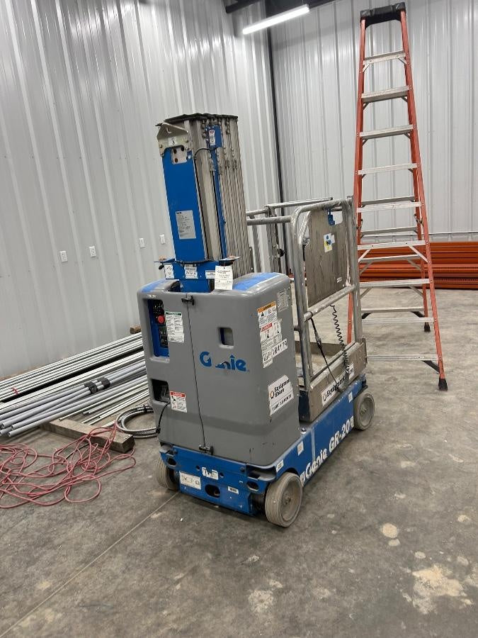 2020 GENIE GR-20
