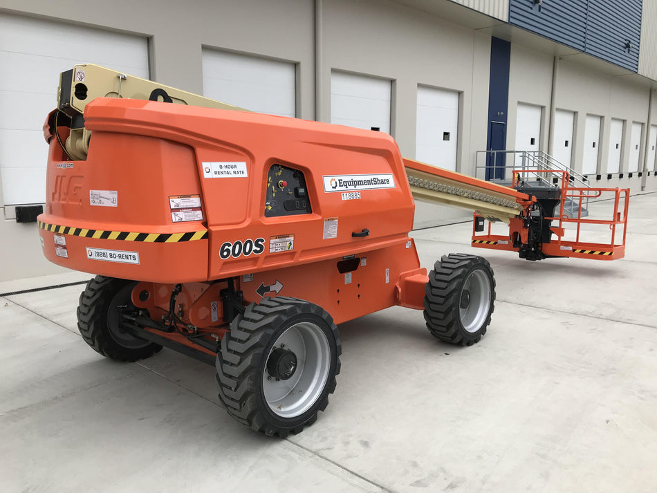 2021 JLG 600S