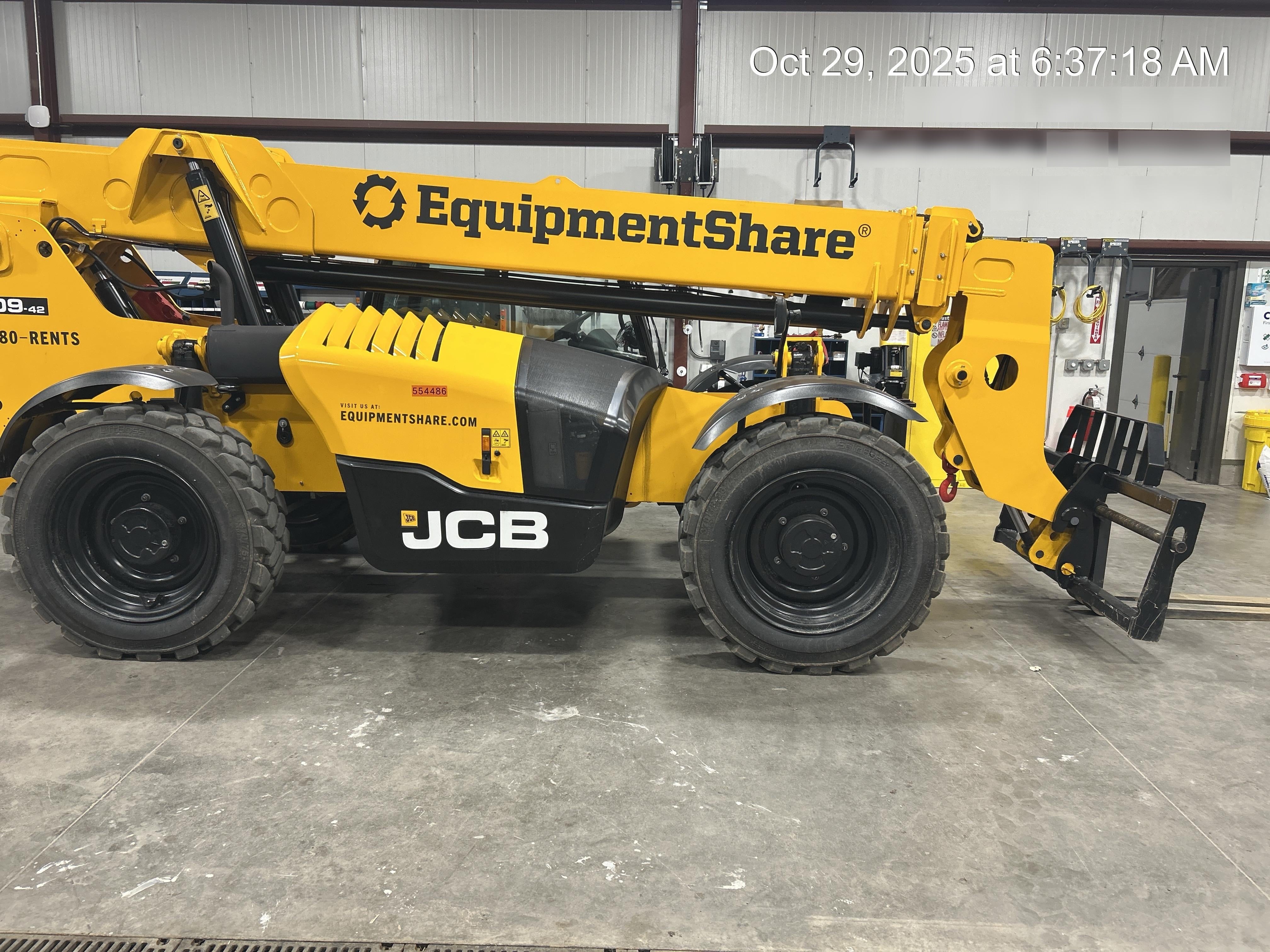 2025 JCB 509-42