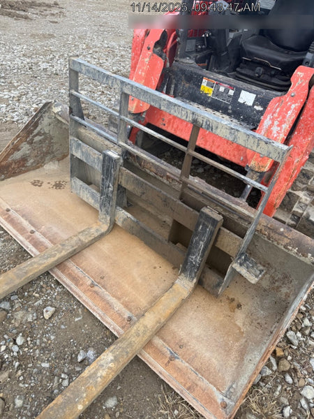2024 ARROW MATERIAL HANDLING 48" Pallet Forks - Arrow