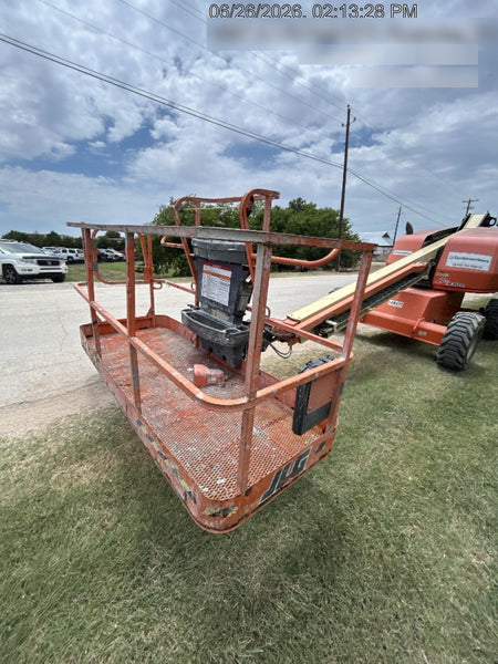 2021 JLG 400S