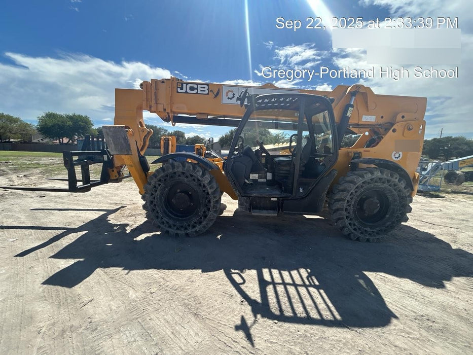 2020 JCB 510-56 Canopy, Solid Tires, Work Lights, Beacon, Aux Hydraulics, Back up Alarm, Lifting Eye, ES Decals