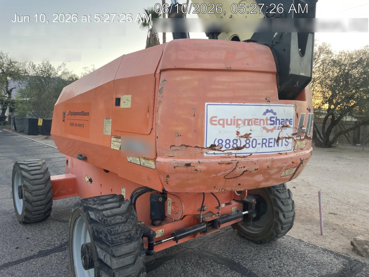 2011 JLG 660SJ