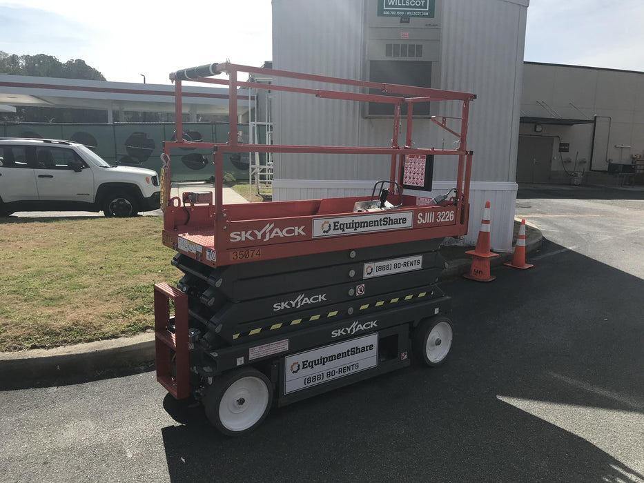 2019 Skyjack SJIII-3226 Standard Options, Trojan Batteries