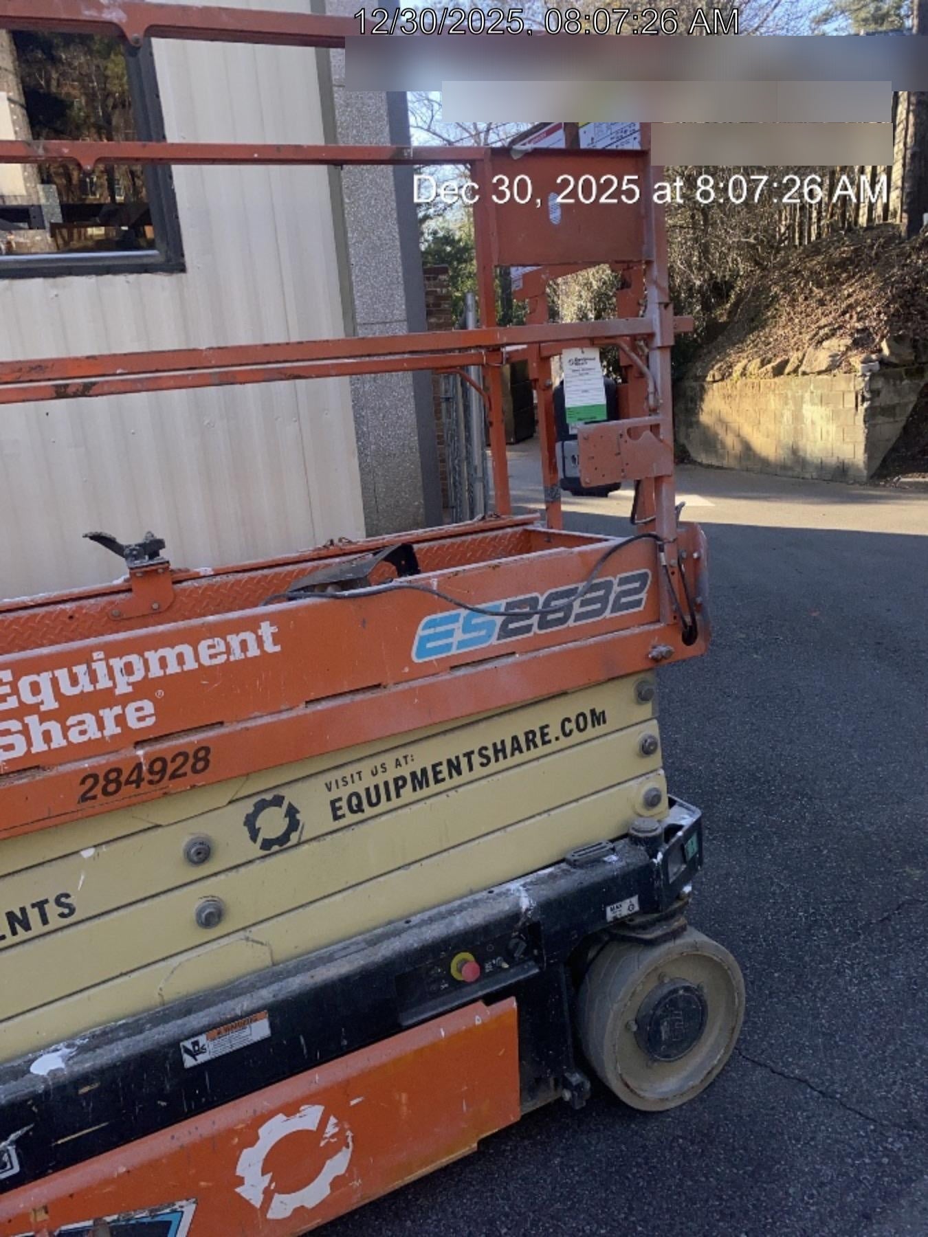 2022 JLG ES2632