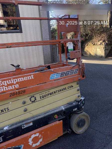 2022 JLG ES2632