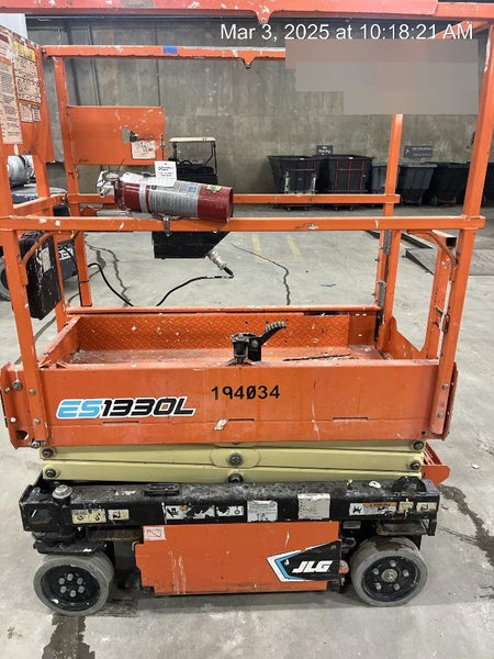 2021 JLG ES1330L