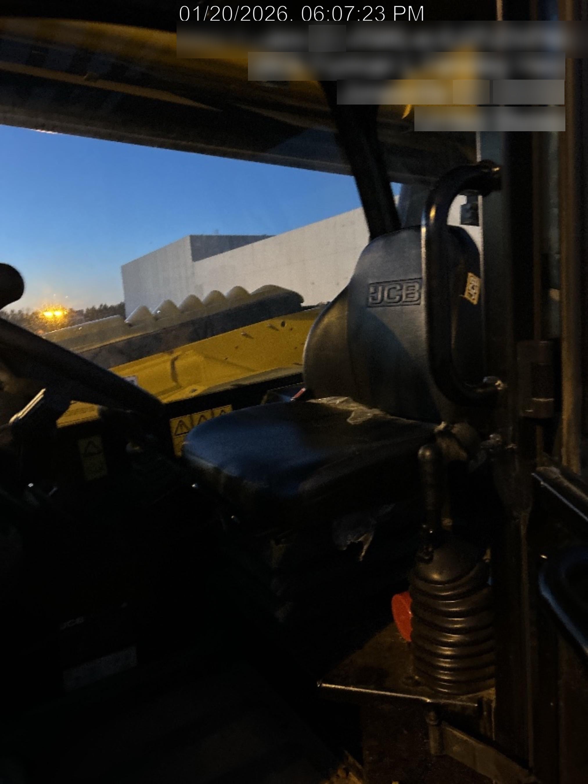 2025 JCB 509-42