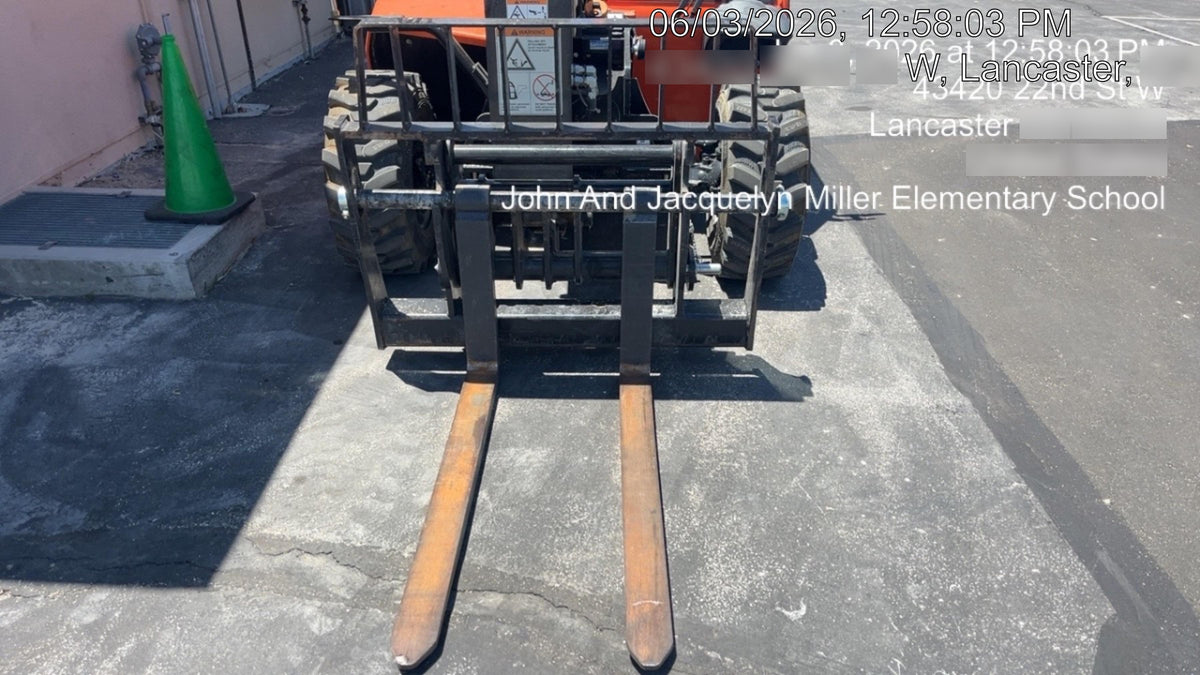 2025 JLG 519