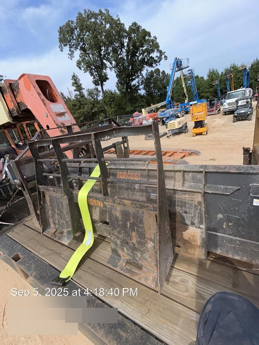 2022 ARROW MATERIAL HANDLING 72" Pallet Forks - Arrow