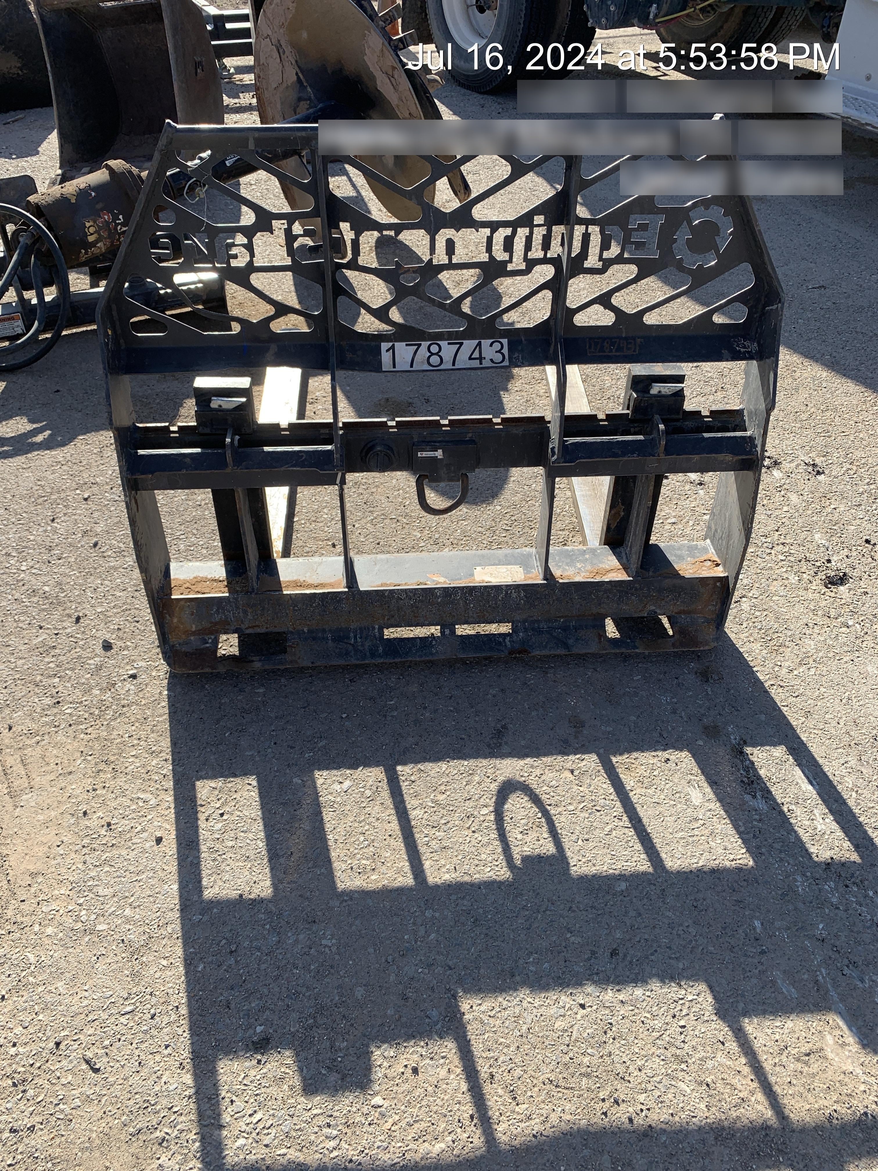 2021 PALADIN 48" Pallet Forks - Paladin