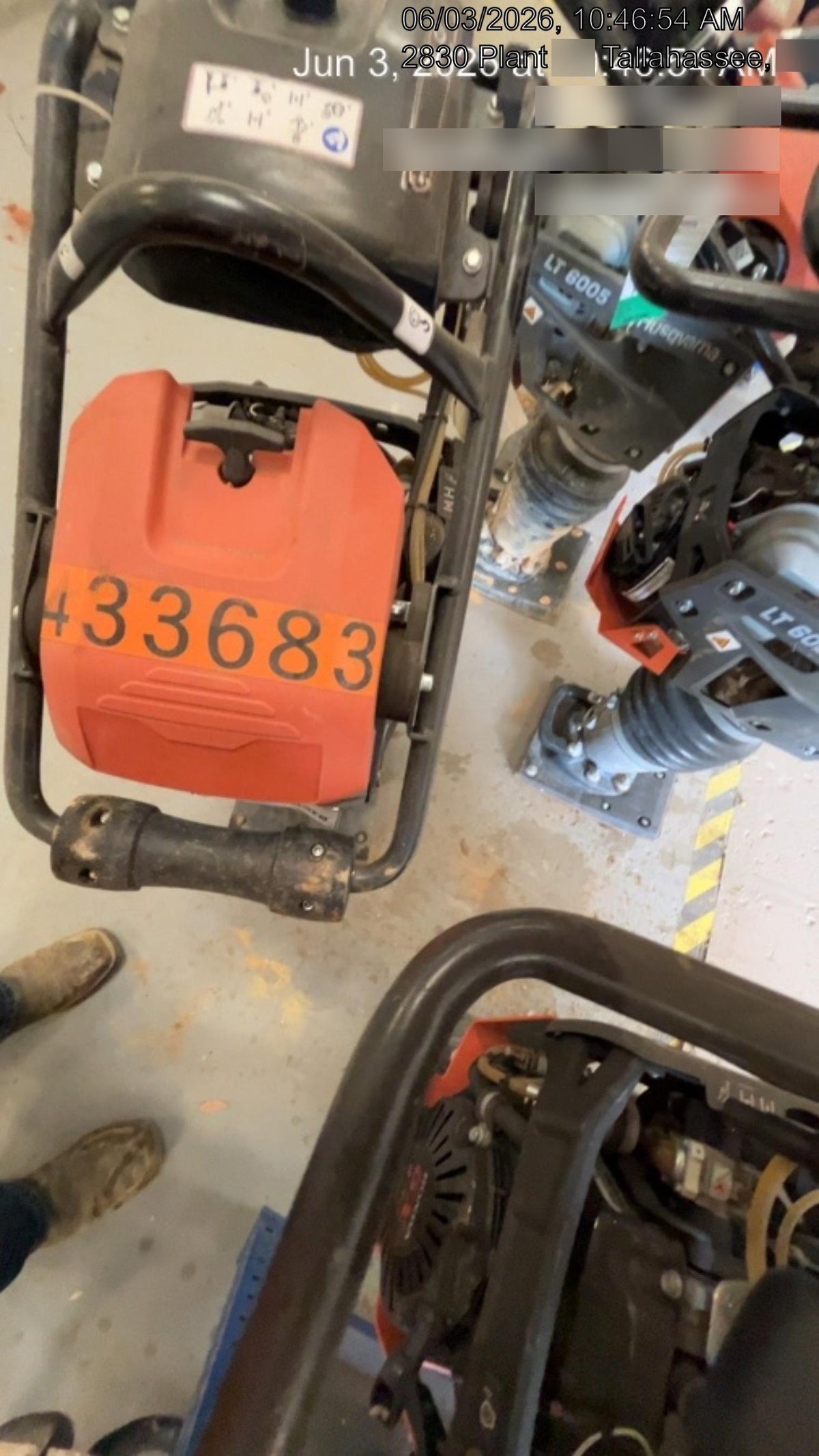 2024 HUSQVARNA LT6005