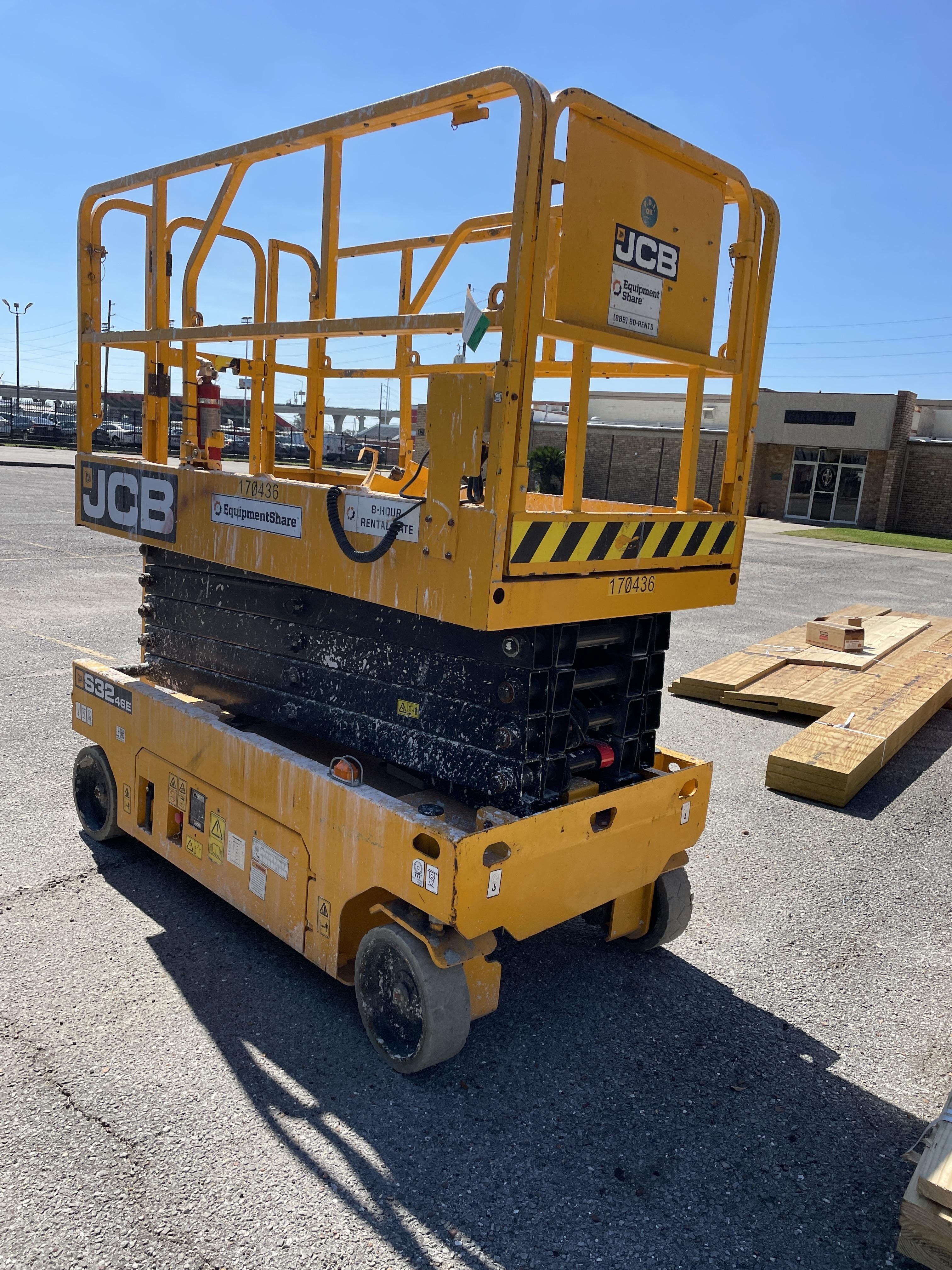 2021 JCB S3246E