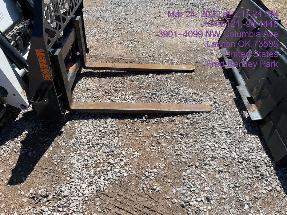 2021 PALADIN 48" Pallet Forks - Paladin