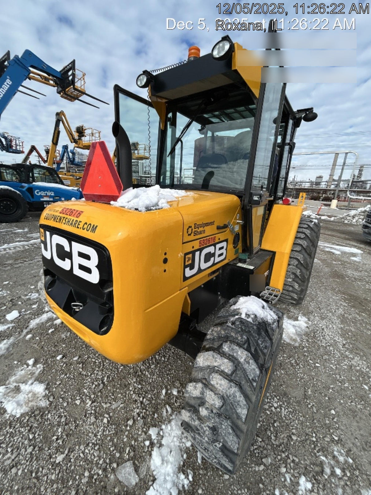2025 JCB 930-4