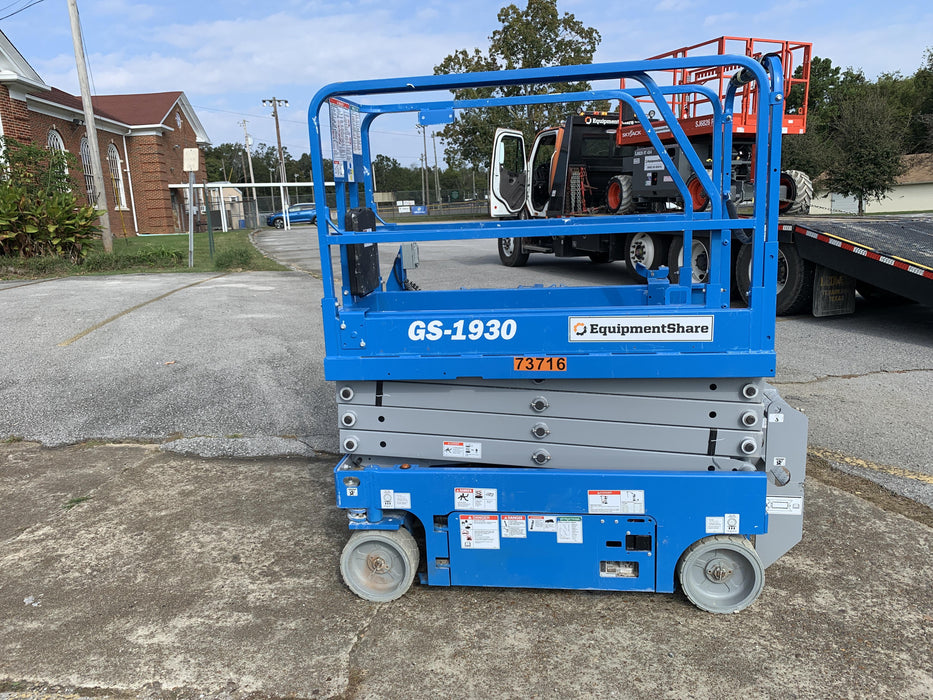 2020 Genie GS-1930 Fixed rails with chain entry gate - Pre A92.20