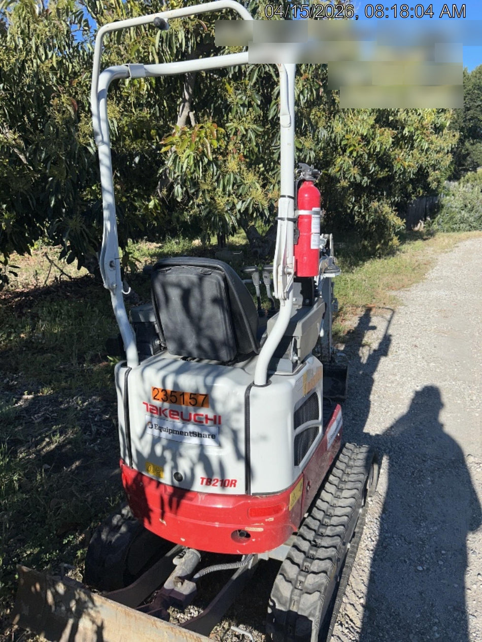 2022 TAKEUCHI TB210R
