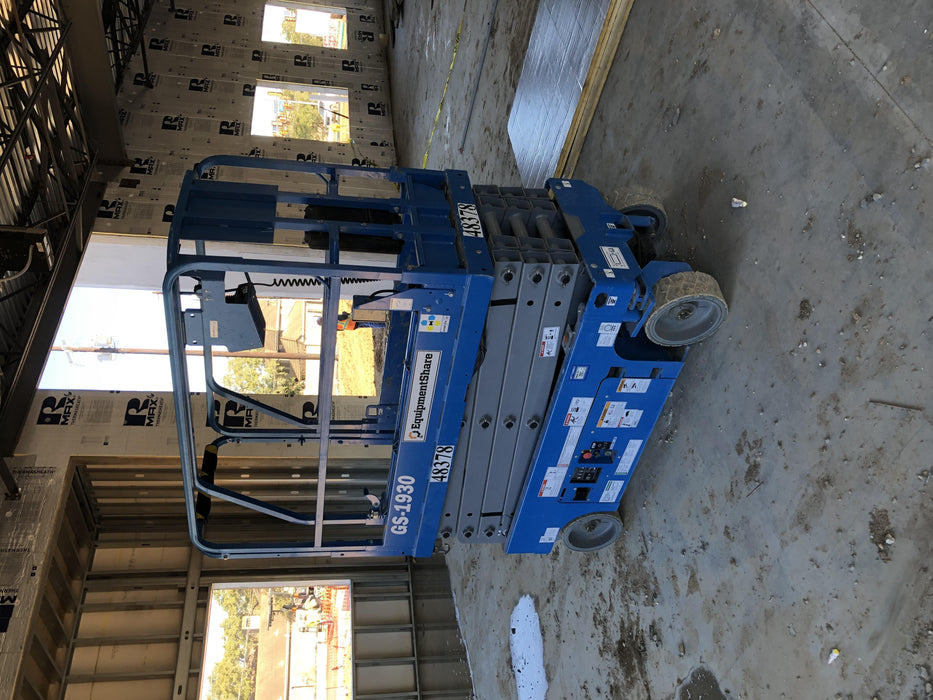 2019 Genie GS-1930 Fixed rails with chain Entry